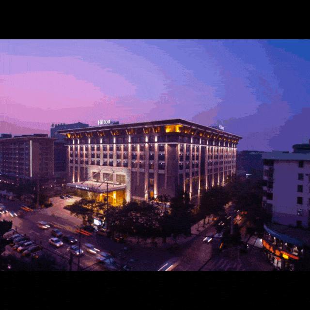 西安人，这300份圣诞礼包我要免费送给你！速抢！