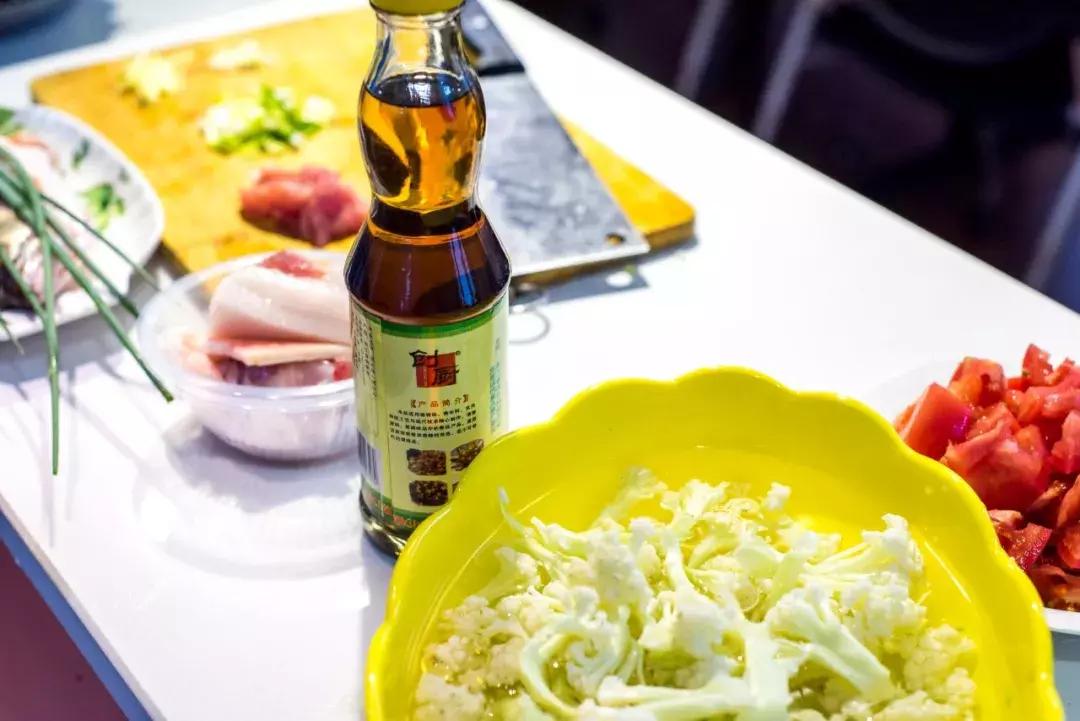 月子期间能吃葱姜蒜酱油醋吗,月子可以吃葱姜蒜酱油醋吗