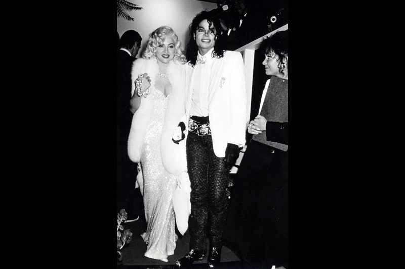 音乐之神迈克尔杰克逊,迈克尔杰克逊动感摇滚英文歌曲