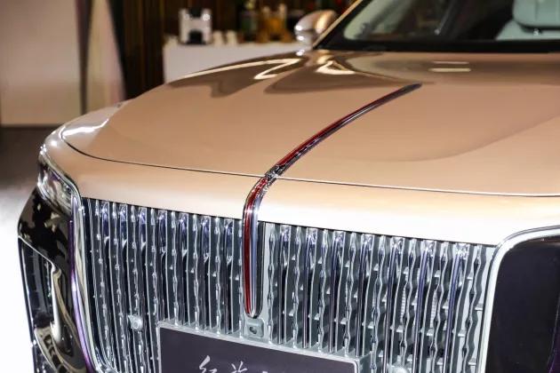 敢在人民大会堂开发布会的品牌看完我大写的服了