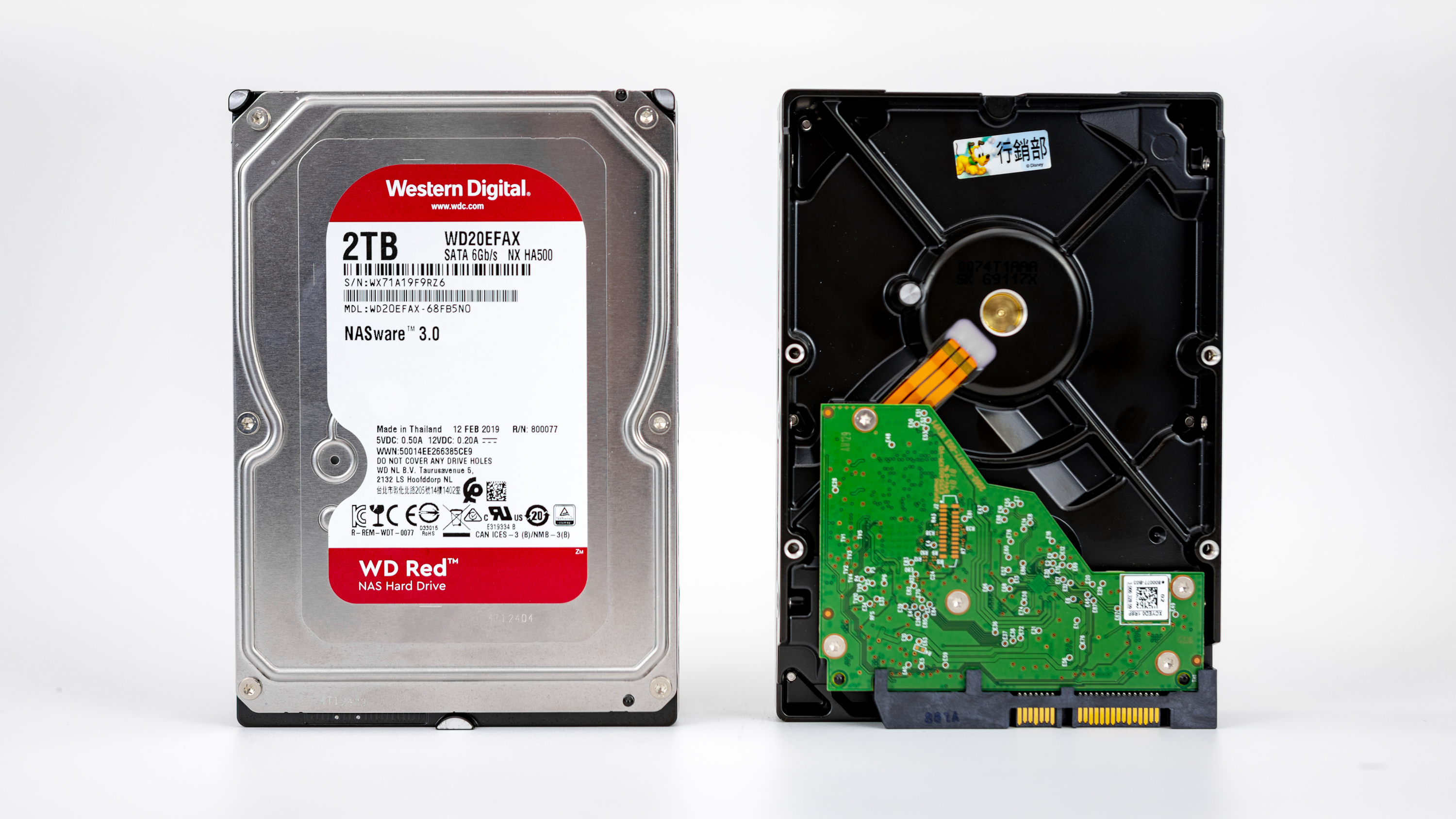 威联通tvs-672n,威联通ts-551家庭影院