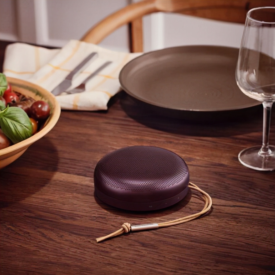 它是皇室*用御**音响品牌，一对音箱要60万，登陆我国成为富人的新宠