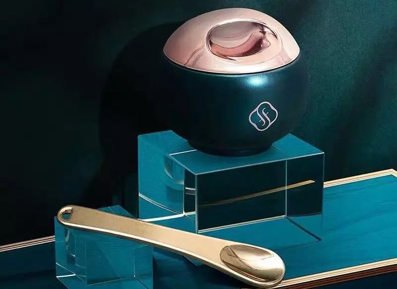 薇诺娜彩妆产品,薇诺娜新包装唇膏