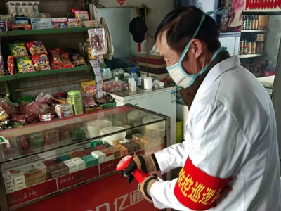 村医守护村民健康,守护村民健康乡村医生