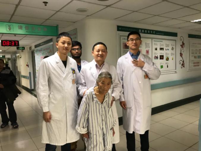 恭喜胃癌专委会主委赵高平荣获成都市十大“最美科技工作者”称号