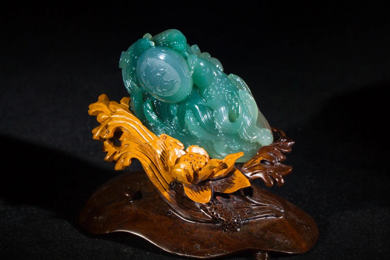 如何通过光线鉴别秦紫玉教你一招,秦紫玉高端料能收藏吗