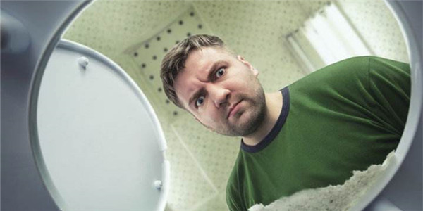 痔疮是海椒吃多了引起的？想想你在厕所耍了好久的手机