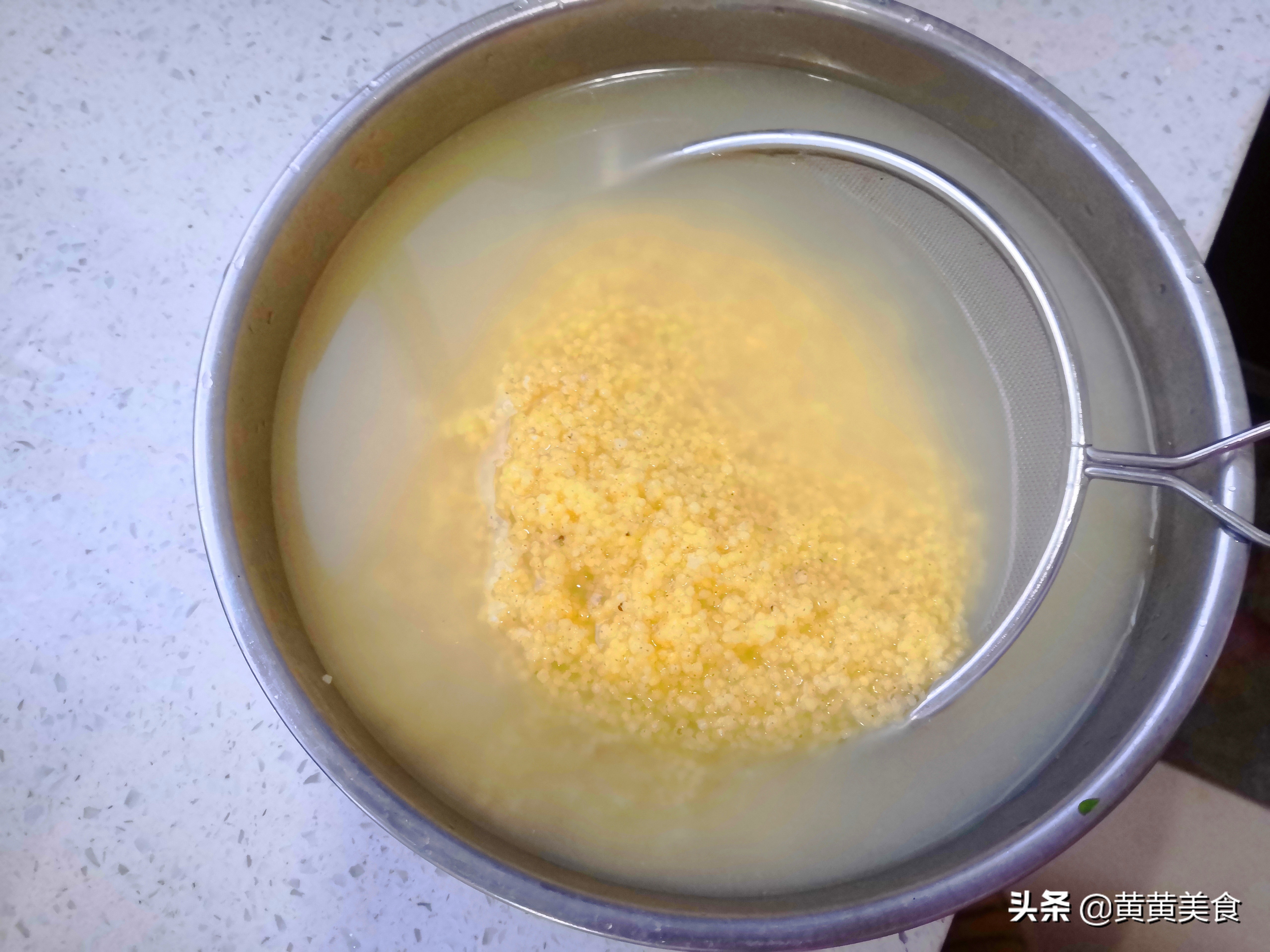 小朋友嫌弃大闸蟹,大闸蟹的蟹肉和蟹黄怎么做最好吃