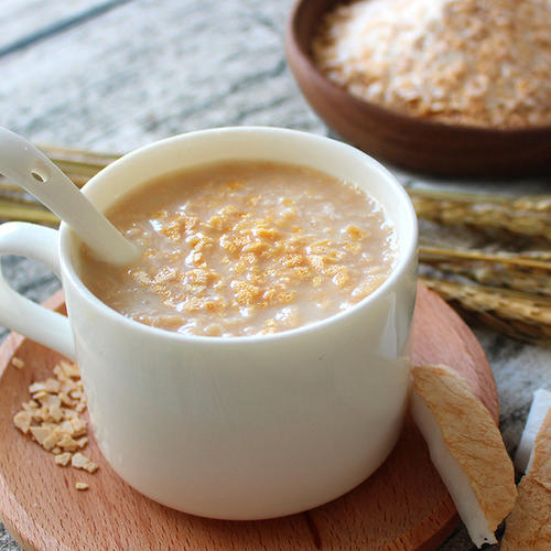 燕麦奶和普通牛奶哪个热量高,谷物燕麦好麦多