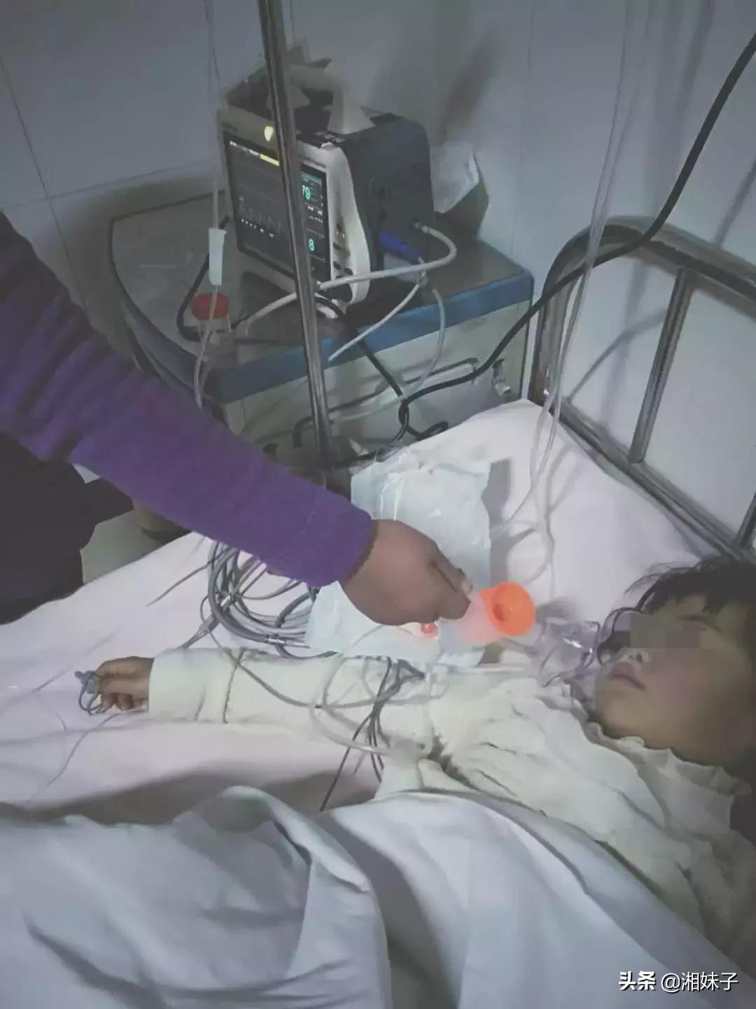 8岁女童遭遇殴打事件全过程,八岁女童被打事件