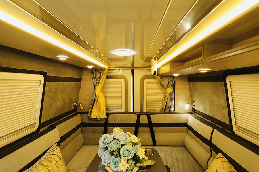 亚特NAJA进口依维柯底盘B型房车亮相，不仅仅是换了底盘