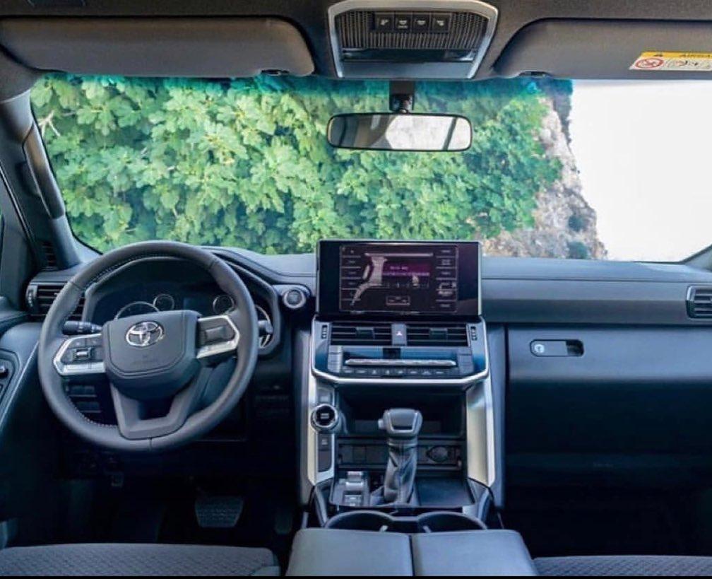 兰德酷路泽普通版,2020年兰德酷路泽五座丐版