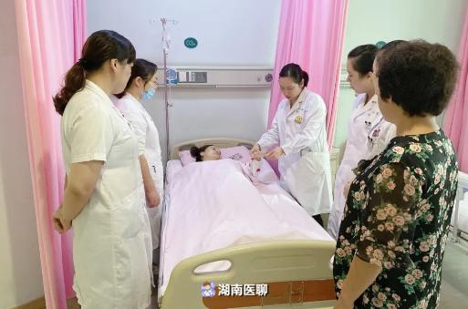 女性32岁胎盘早剥大出血,34周孕妇突然胎盘早剥大量出血