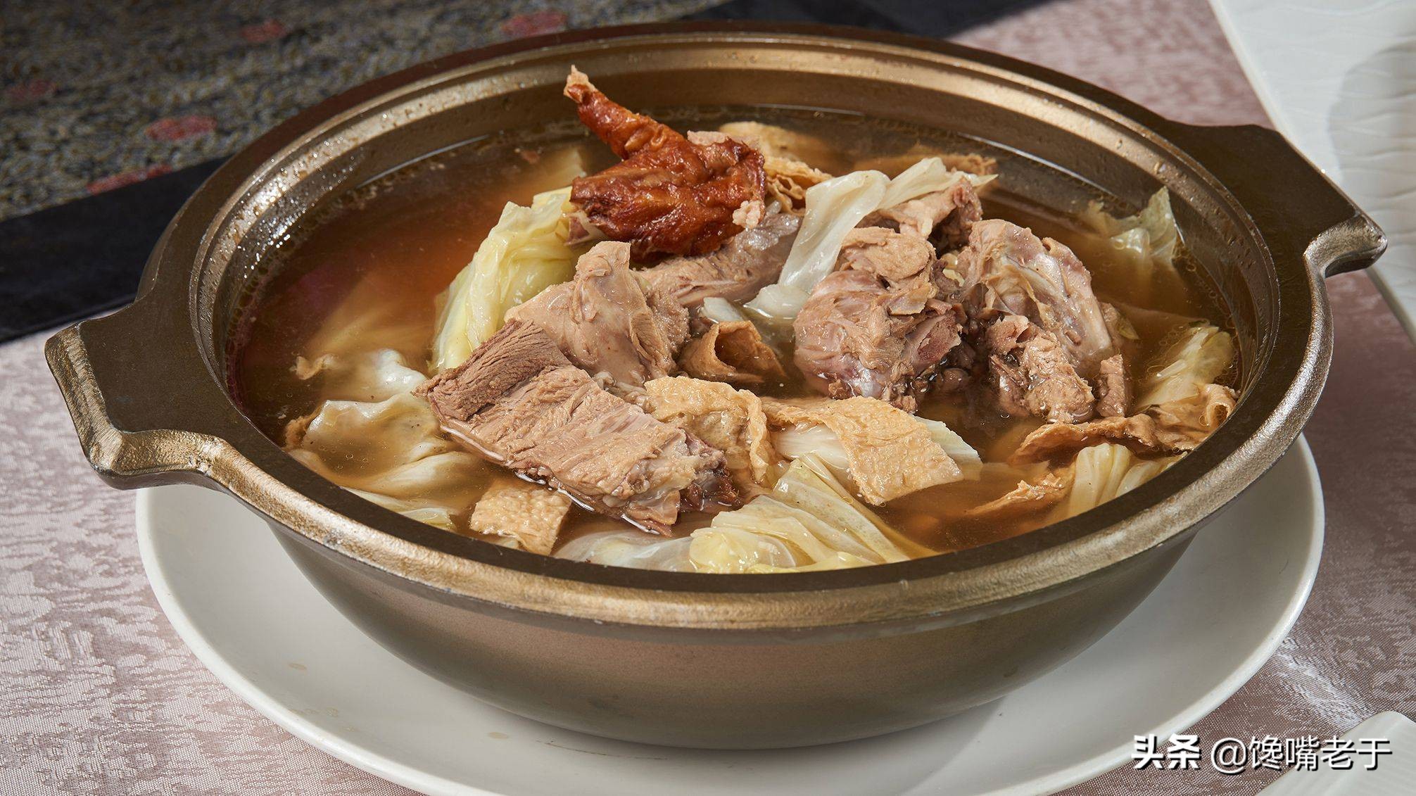 烤鸭店带回来的鸭架怎么吃,吃完烤鸭的鸭架怎么存储