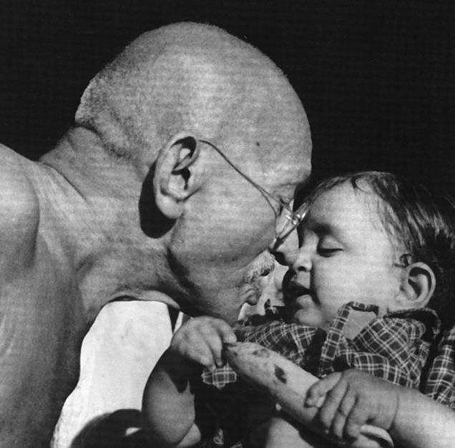 甘地之后，再无甘地，被撕裂的印度也再没愈合过