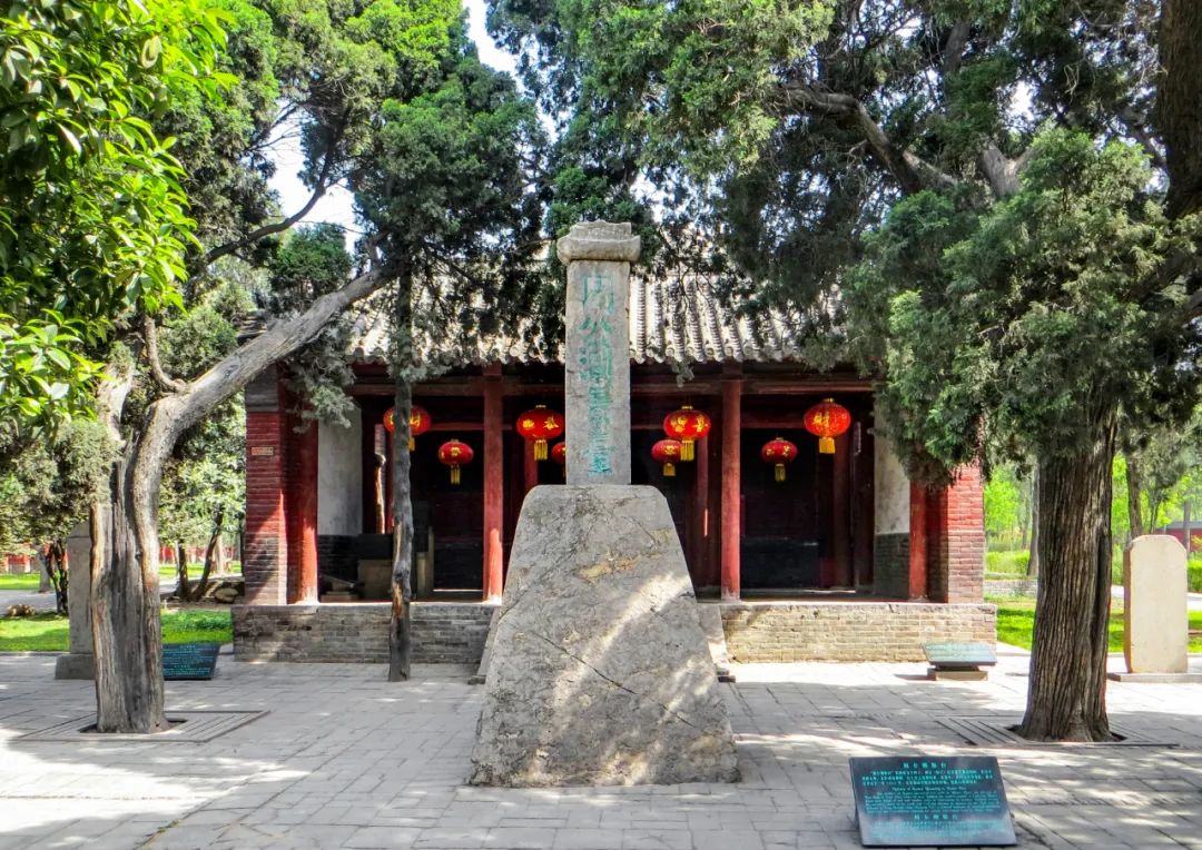 中岳嵩山跟嵩山少林有什么区别吗,被低估的嵩山不止有少林