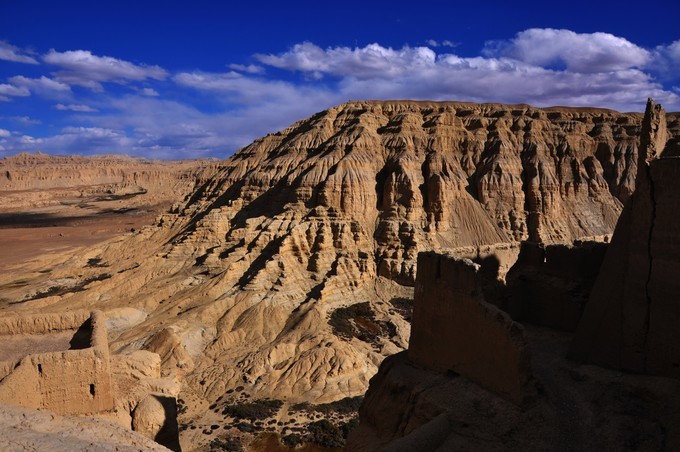雄踞阿里高原七百年，苍凉到极致的后藏秘境，消失的古格王朝