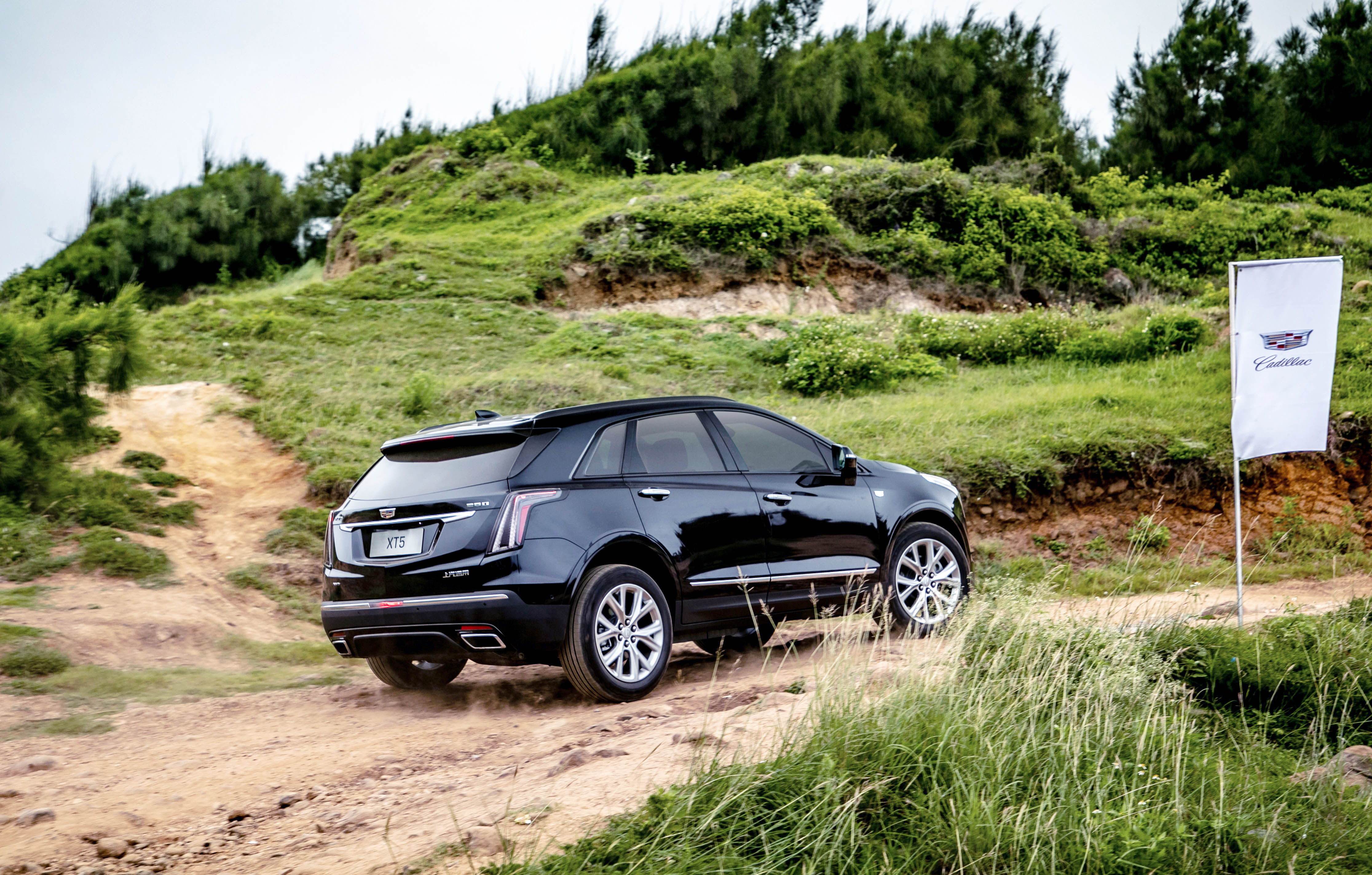 美系凯迪拉克xt5,美系豪华车林肯凯迪拉克