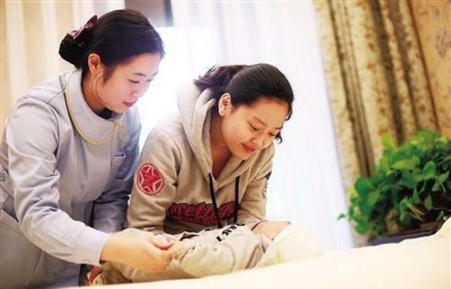 产后一个多月没洗澡怎么办,产后一个月不洗头会怎么样