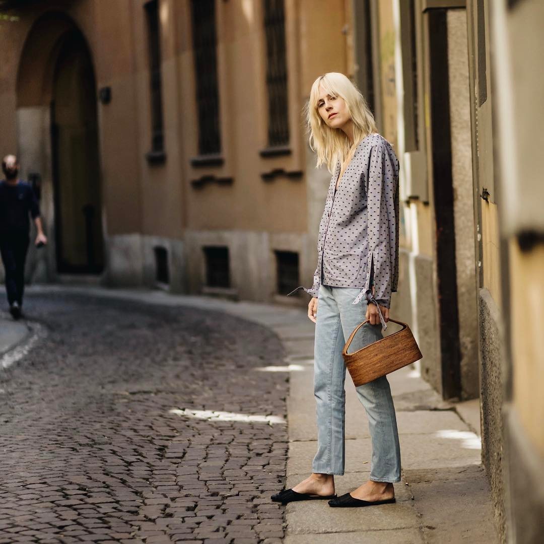 藤编包哪个颜色好看,藤编包最新款