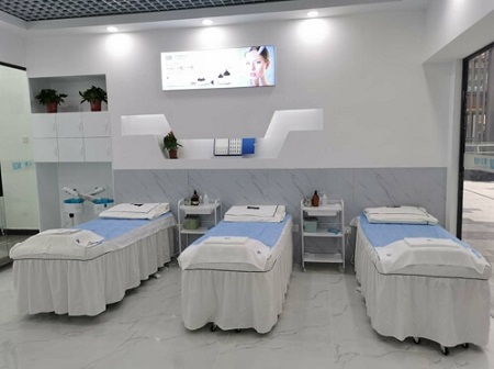 苗方净颜祛痘品牌加盟连锁店,开美容店去哪里找产品加盟