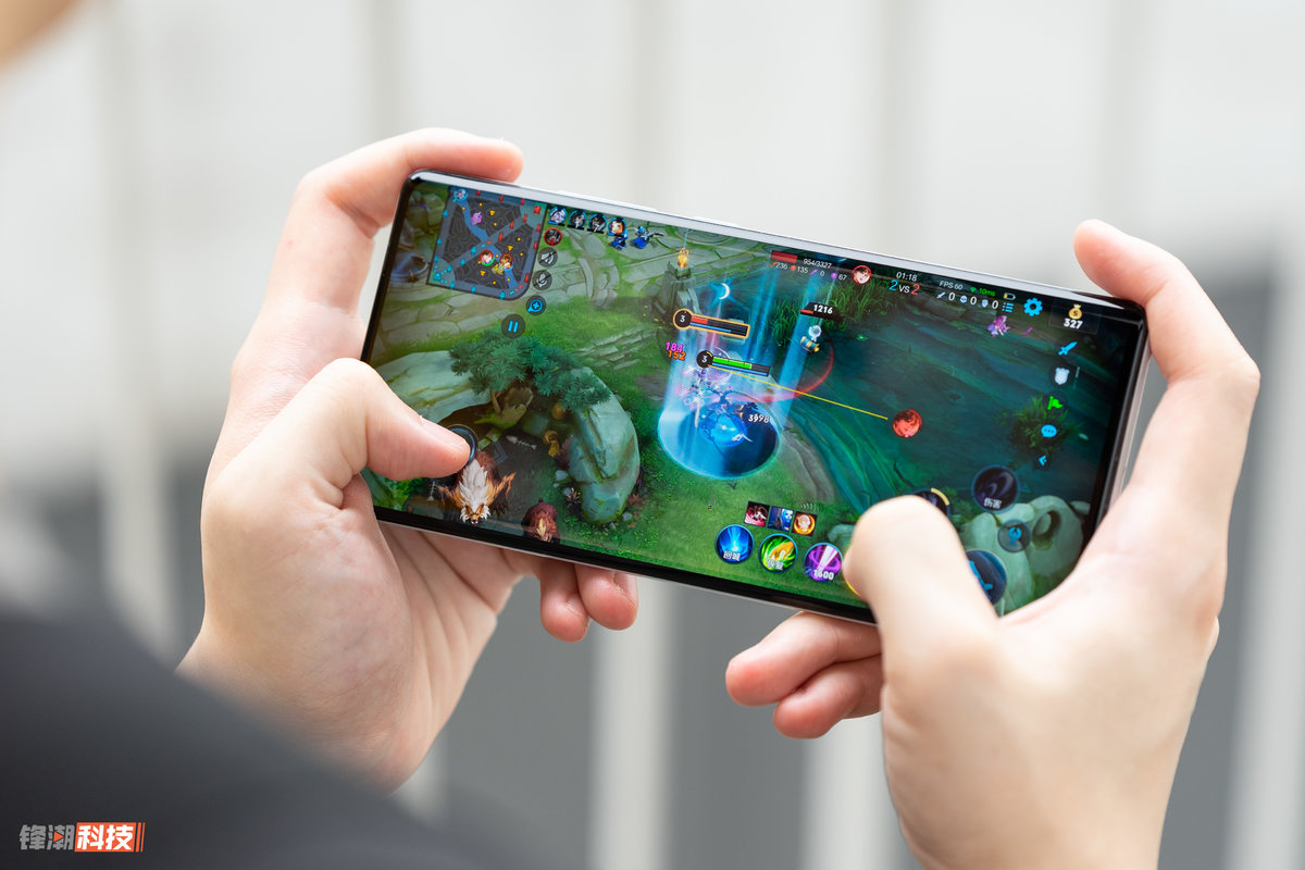 小米mix4和realme大师探索版,小米mix4全面屏效果