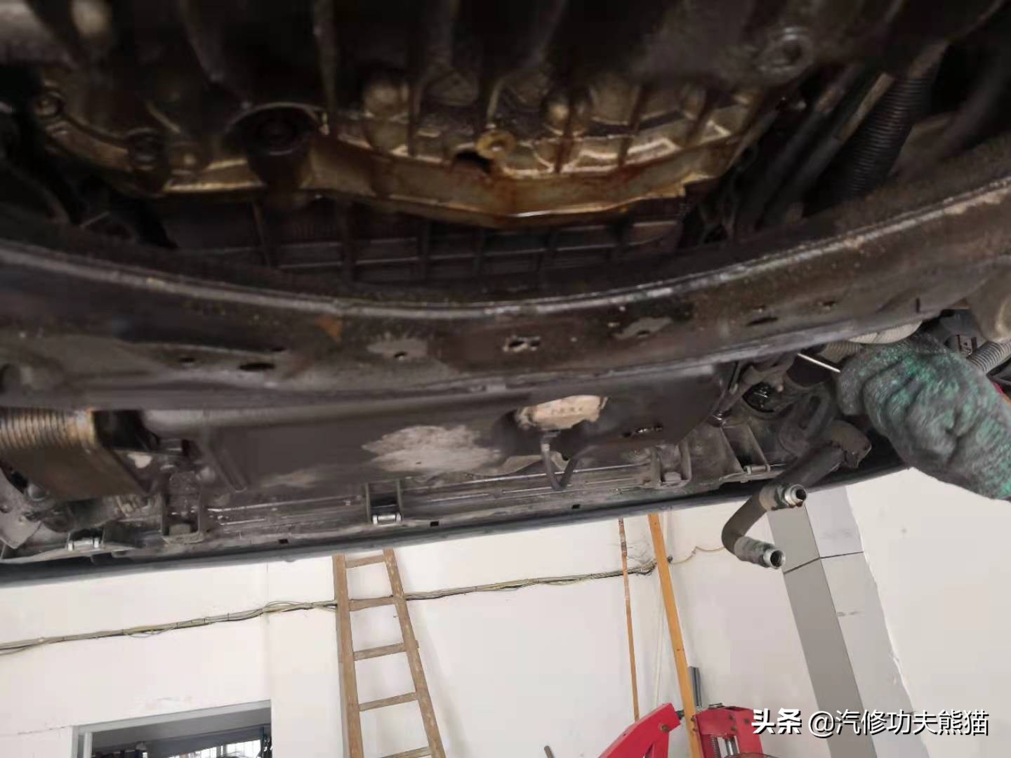 16万km的奥迪a62.0t烧不烧机油,13款2.0t奥迪a6l烧机油