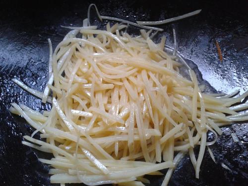 经常吃土豆减肥吗,水煮土豆是减肥的还是增肥的