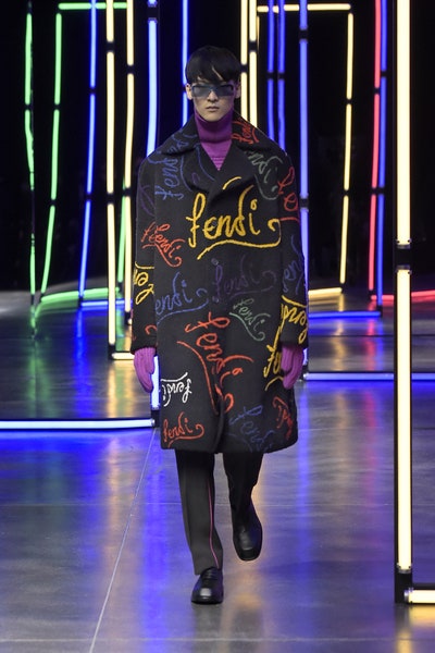 芬迪fendi2021男装,fendi芬迪2023春夏男装时装秀