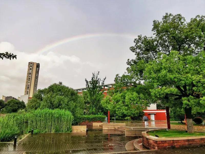 江苏省五星级高中（四）江苏省锡山高级中学