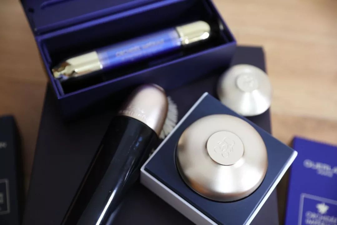 娇兰帝皇蜂姿密集修护面霜,娇兰密集修复