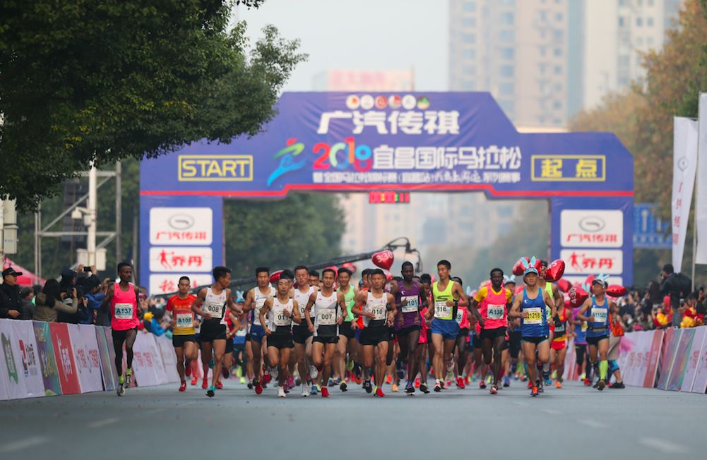 马拉松训练计划2小时10分,全程马拉松训练计划16周