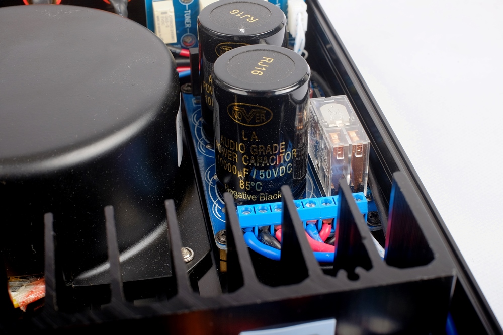 几百块钱的功放哪一款好,推荐一款3886功放