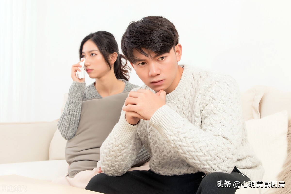 跟媳妇吵架，手机给她整碎了，闹着要离婚，怎么才能和好如初？