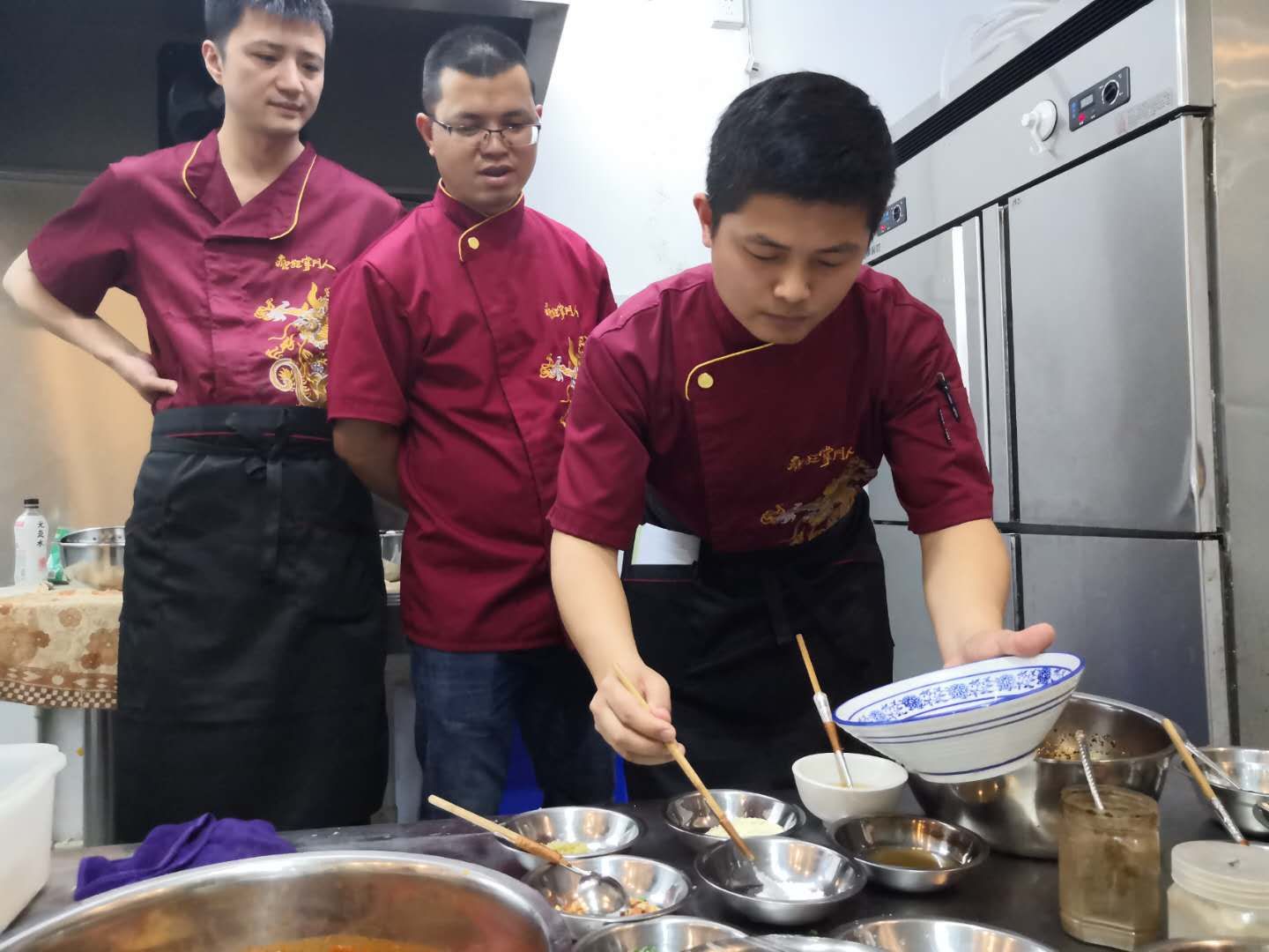 初学者开面馆怎么经营,怎样才能开好一个小面馆