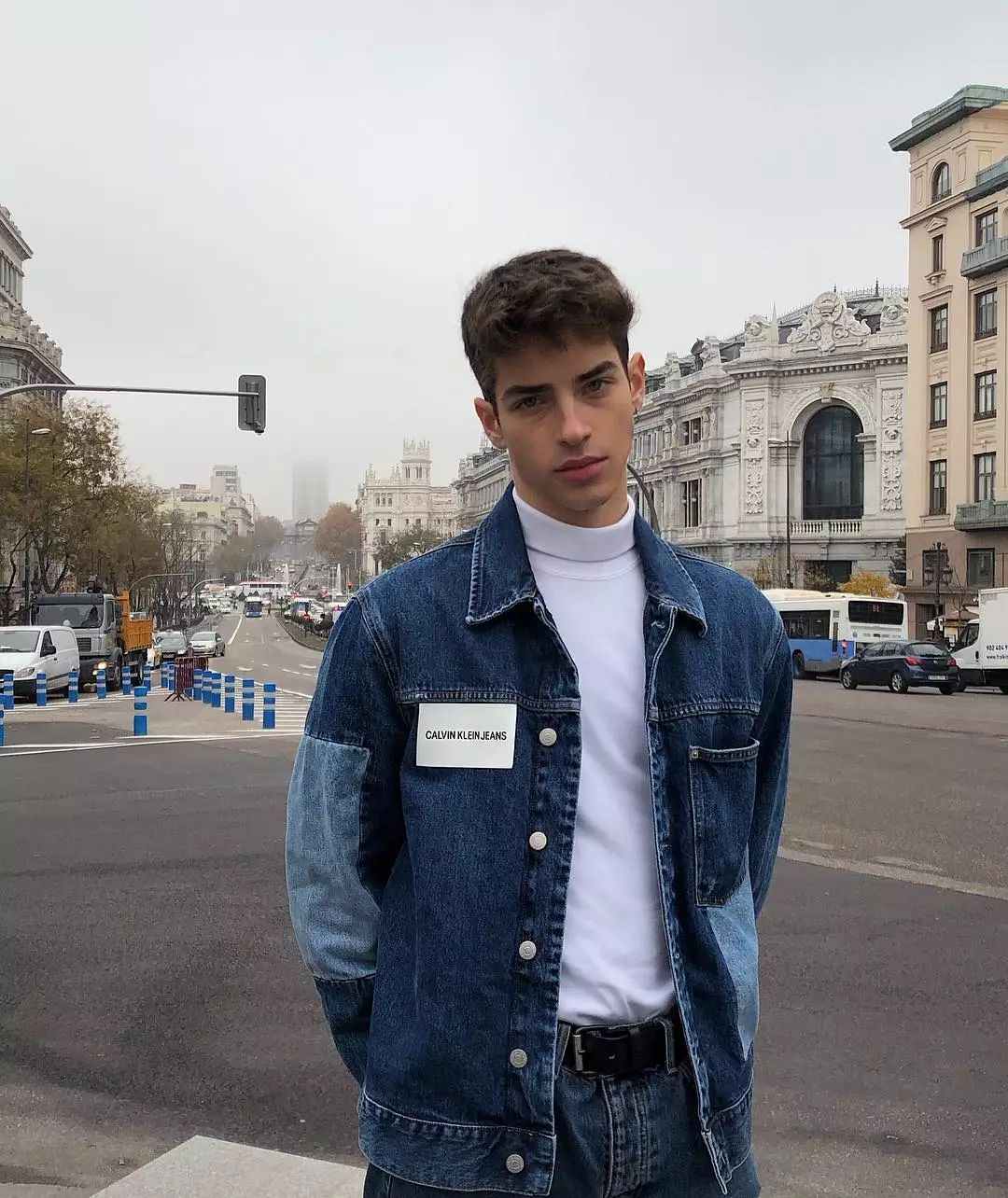 奢侈品牌的经典衣服,世界顶级奢侈品牌服装排行榜图片