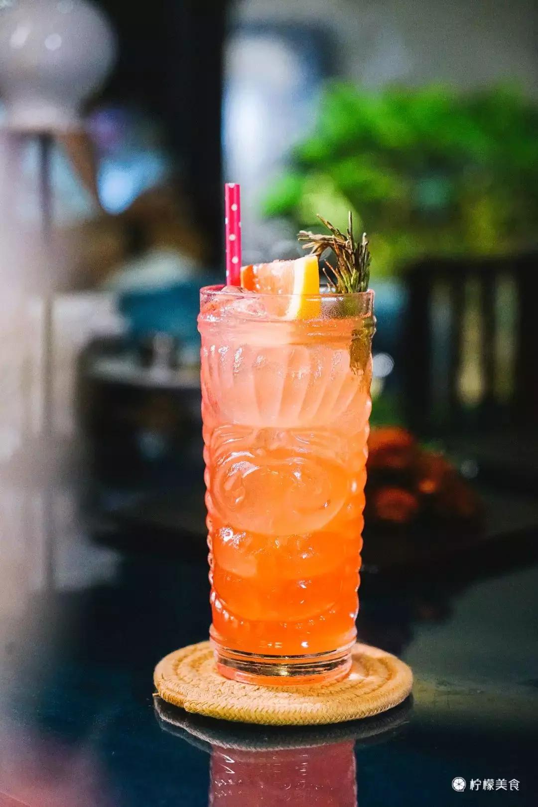 深圳藏在巷子里的酒馆清吧,藏在深圳闹市里的复古小酒馆
