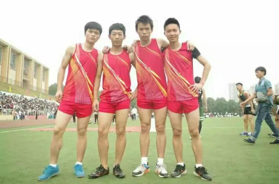 高考家长的真实感悟,关于高考家长的看法