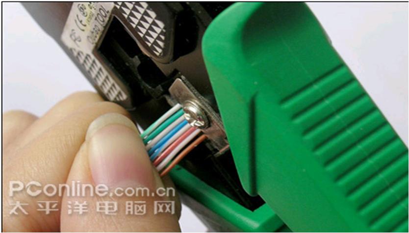 怎么自己制作一根网线,两根网线怎么接成一根