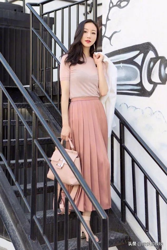 百褶裙气质又时髦,百褶裙时尚潮流款长款