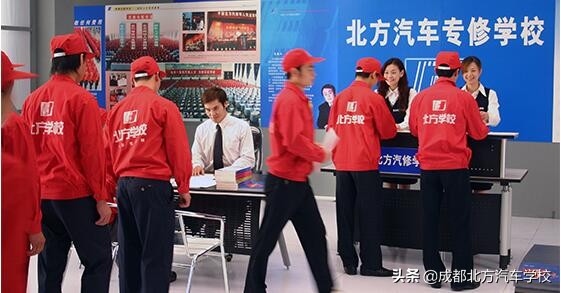 女孩学什么技术好创业,40岁男人创业学什么技术好