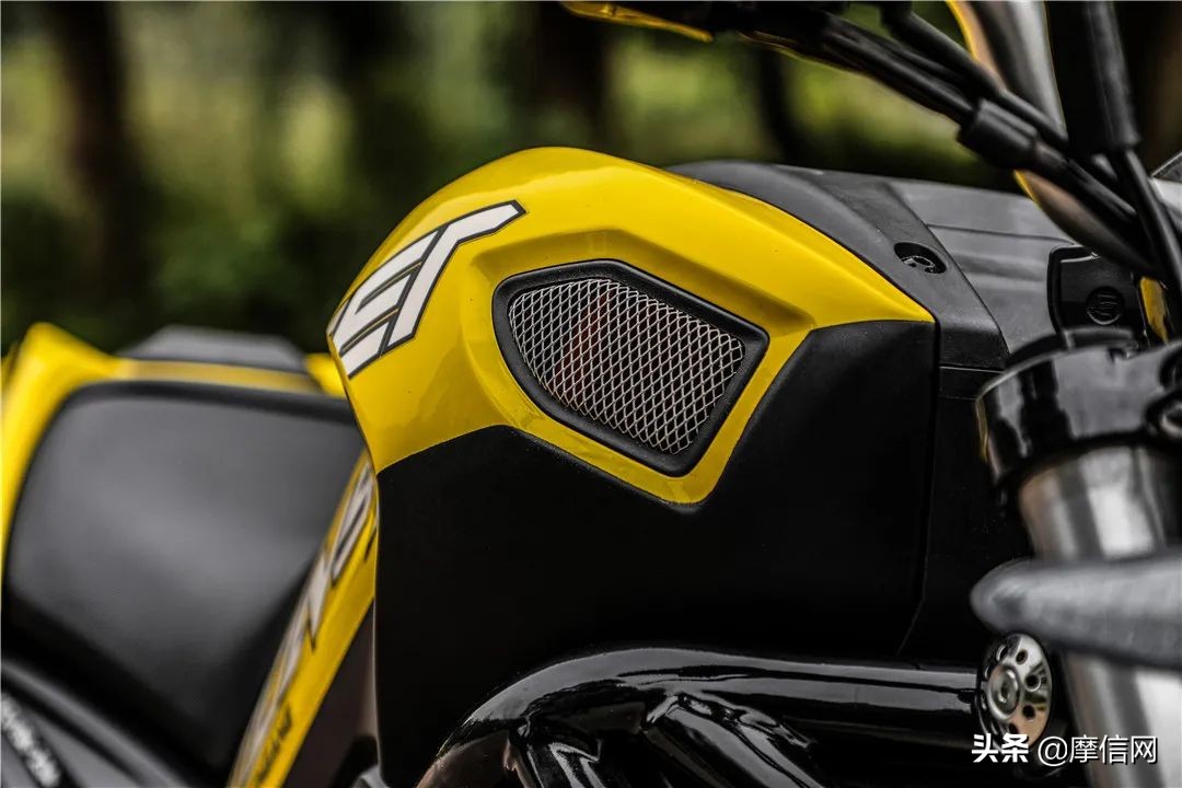 银钢小怪兽150是地平线吗,银钢小怪兽150摩托车好不好