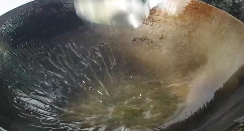 鲤鱼最好吃的做法，诀窍和步骤都告诉你，学会可以直接开店！