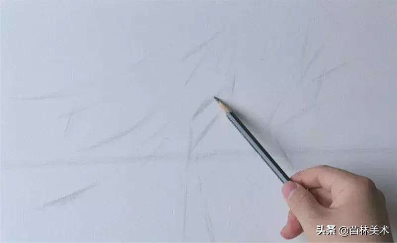 素描简单的衬布褶,素描衬布非常暗