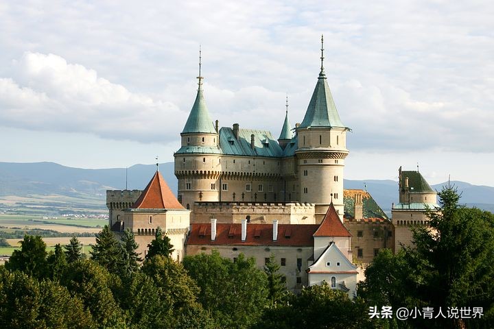 不同的季节来同一个地方,不同的季节去新疆