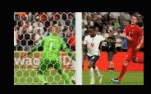 千古“英”名一“跳”毁！快乐足球遭全网唾弃