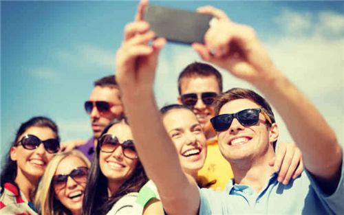 社交恐惧和内向腼腆的改善方法,如何克服社交恐惧的三种表现