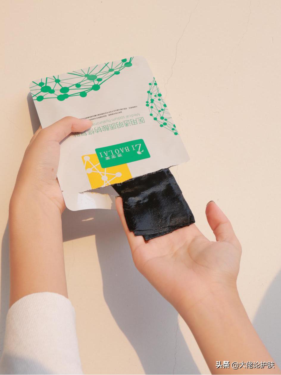 油脂分泌旺盛导致毛孔堵塞长痘痘,脸上毛囊堵塞长痘怎么办