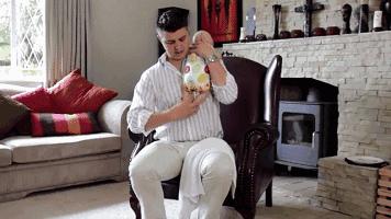 宝宝落地醒有什么好的方法,宝宝落地醒怎么办最有效