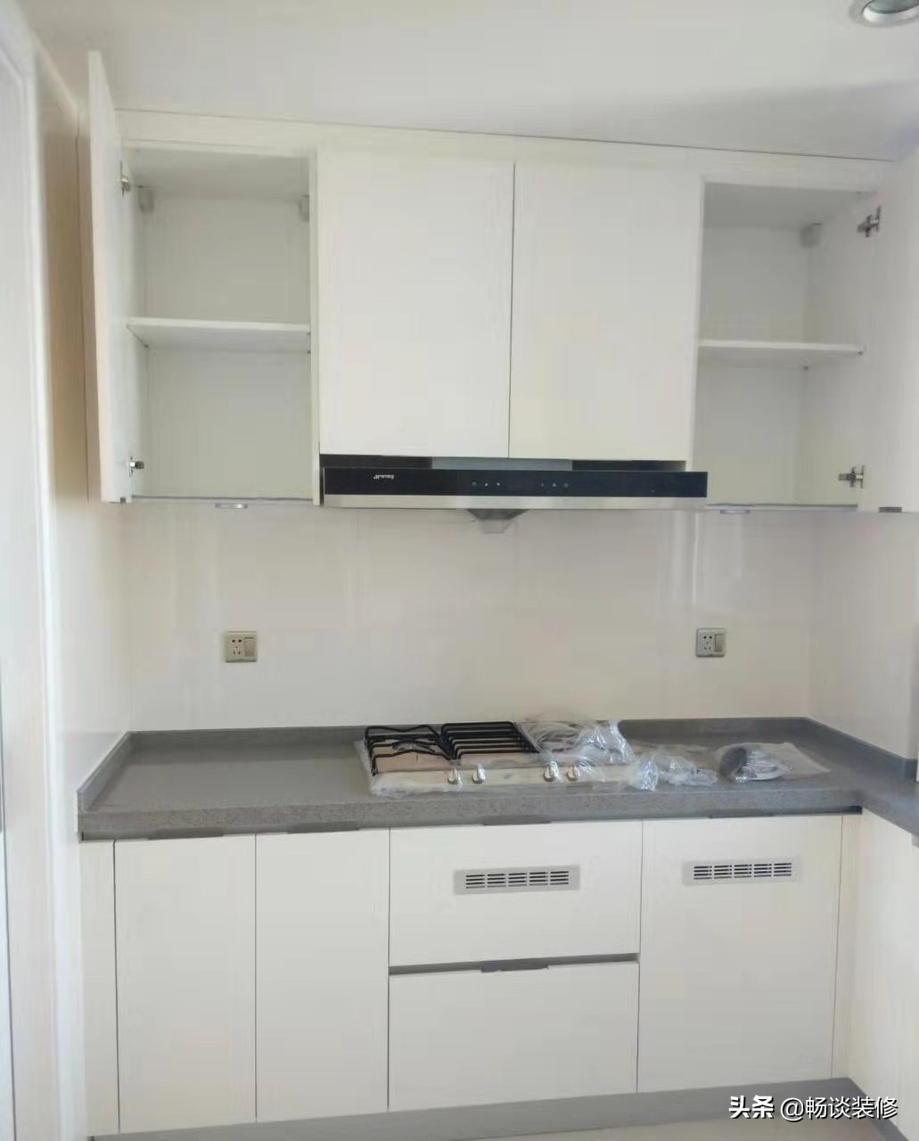 定制橱柜得出初步设计图,橱柜定制什么材质的好